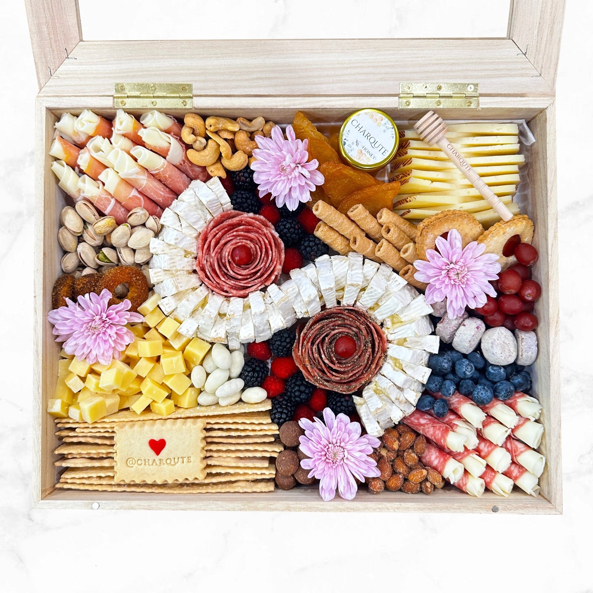 Charcuterie Gift Box - Charqute